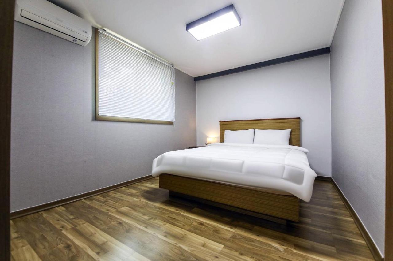 גנגנאונג Gyeongpodae The Hotel Business מראה חיצוני תמונה